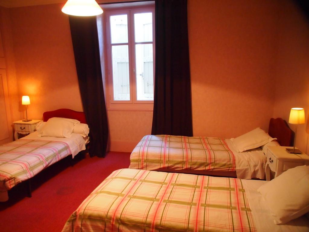 Hotel Emma Calve Μιλό Δωμάτιο φωτογραφία